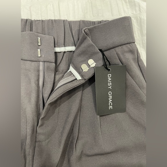 Daisy Grace Tailored Pants - Picture 3 of 4